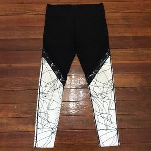 ❌SOLD❌ Fabletics PowerHold Legging - Medium
